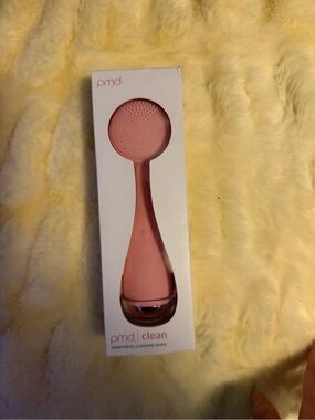 PMD Pink Facial Cleansing Brush